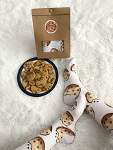 Load image into Gallery viewer, Chocolate Chip Cookie Socks in Gift Bag
